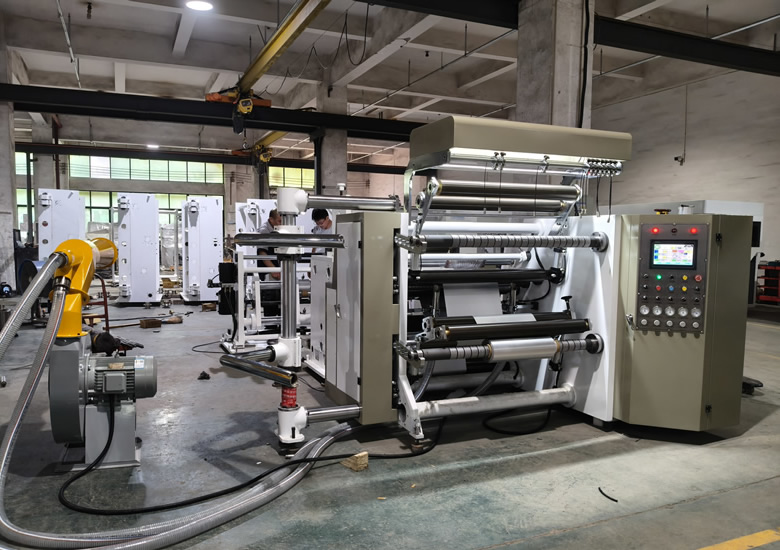 DFQ1000C4-2型铝箔压纹乐鱼在线登录-乐鱼（中国）
