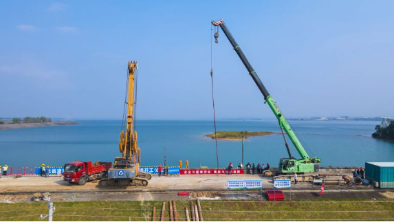 湖北太阳成集团官网公司承监的漳河水库除险加固工程之“百日大战”